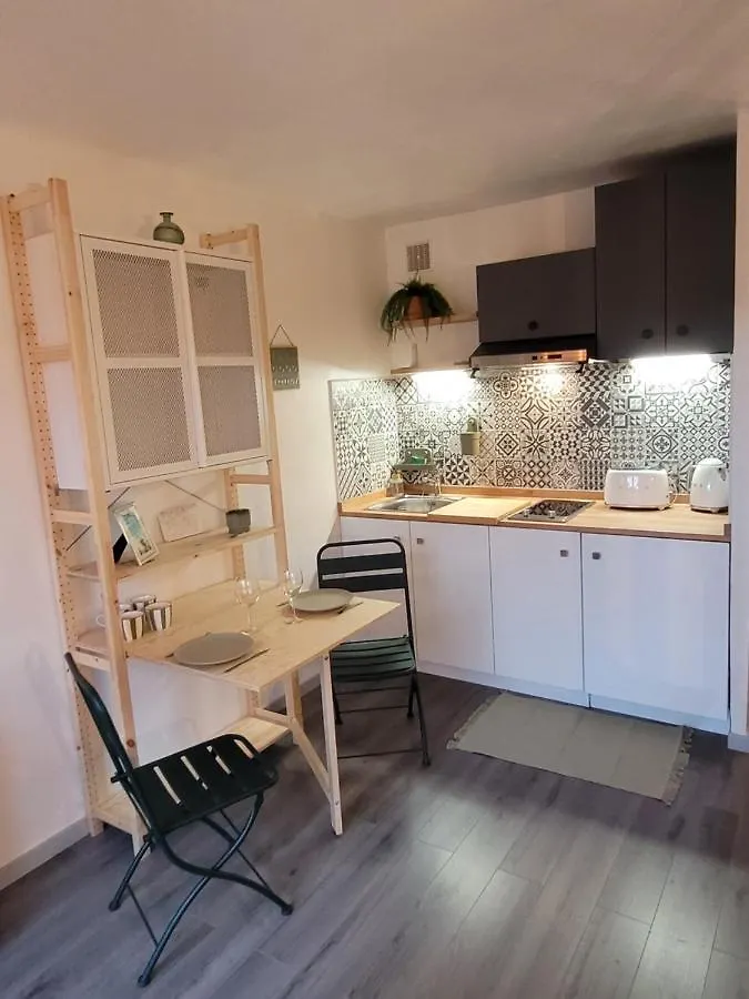 Appart Cocooning Proche Centre Avec Parking, Climatisation location