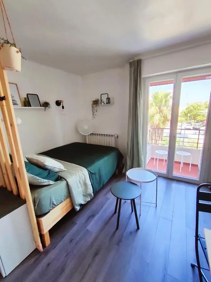 Appart Cocooning Proche Centre Avec Parking, Climatisation Hyeres France